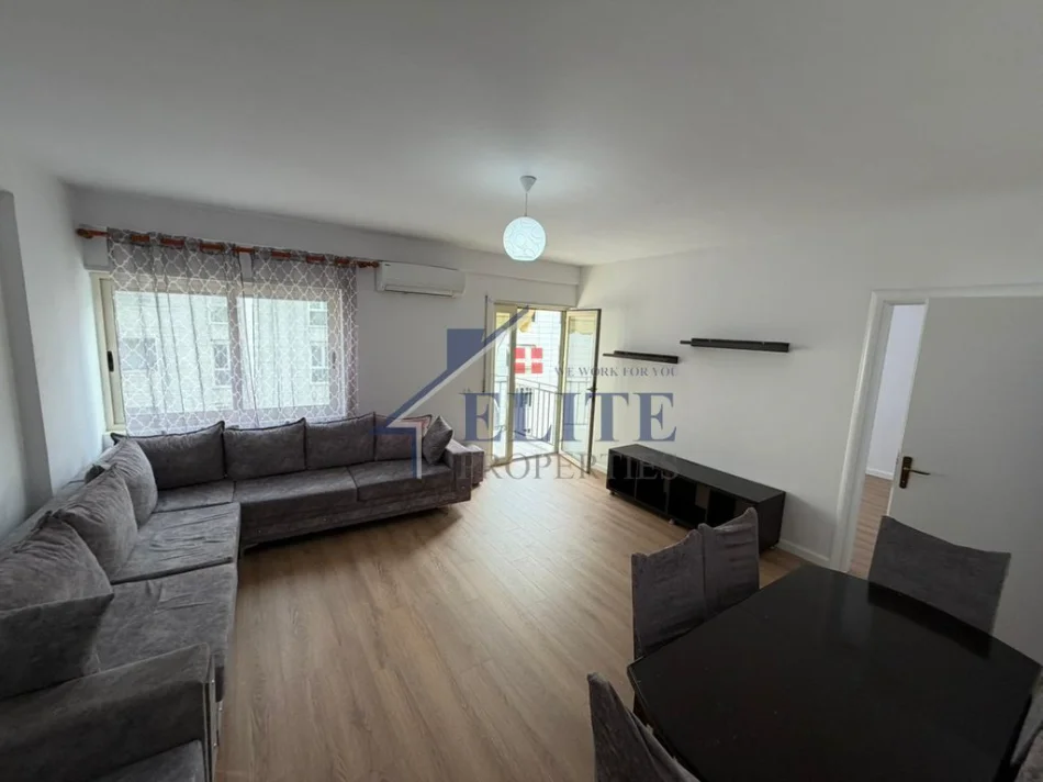 Tirane, shitet apartament 1+1+Ballkon Kati 6, 73 m² 165.000 € (Ish Parku i Autobuzave)