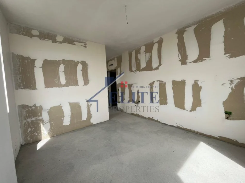 Tirane, shitet apartament 3+1+Ballkon Kati 4, 126 m² 115.000 € (Rruga Berisha)