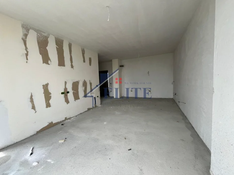 Tirane, shitet apartament 3+1+Ballkon Kati 4, 126 m² 115.000 € (Rruga Berisha)