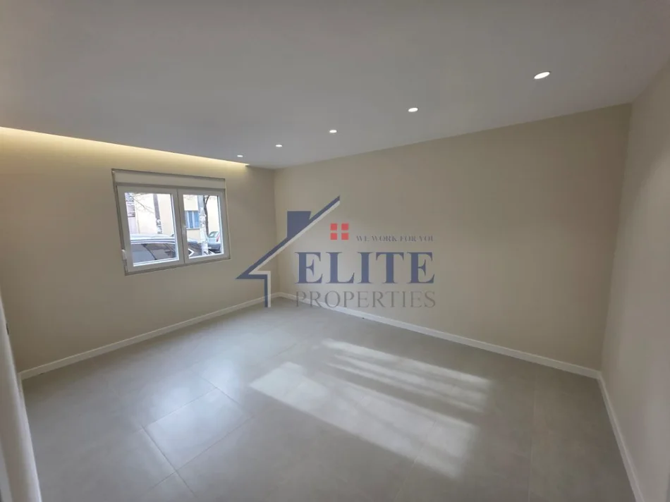 Tirane, shitet apartament 2+1+Ballkon Kati 0, 74 m² 170.000 € (Oxhaku)