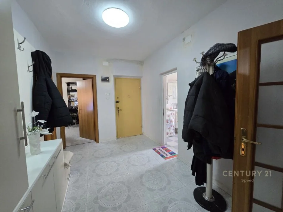 Tirane, shes apartament 3+1+Ballkon Kati 4, 96 m² 179.000 € (prane Shkolles se Baletit)