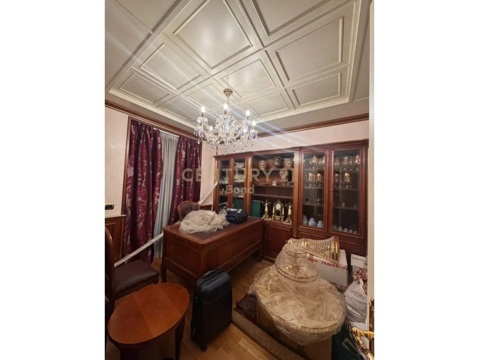 Tirane, shitet apartament 2+1 Kati 6, 95 m² 180.000 € (Rruga Hoxha Tahsim,Pazari Ri)