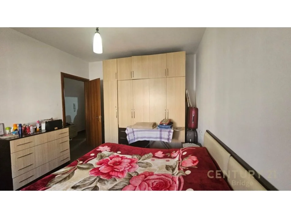 Tirane, shitet apartament Kati 6, 67 m² 95.000 € 