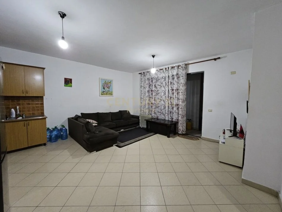 Tirane, jepet me qera apartament Kati 5, 92 m² 110.000 € 