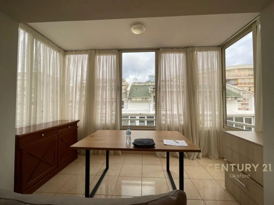 Tirane, jepet me qera apartament 2+1+Aneks+Ballkon Kati 4, 93 m² 700 € (Kopshti Zoologjik)