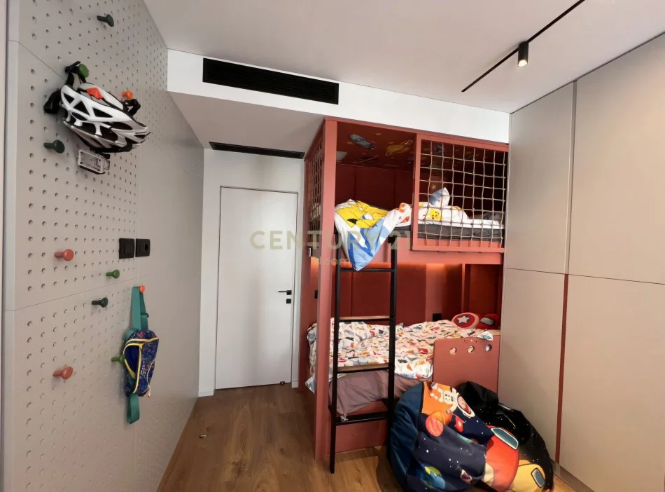 Tirane, shitet apartament 2+1 , 100 m² 255.000 € (Bulevardi I Ri)