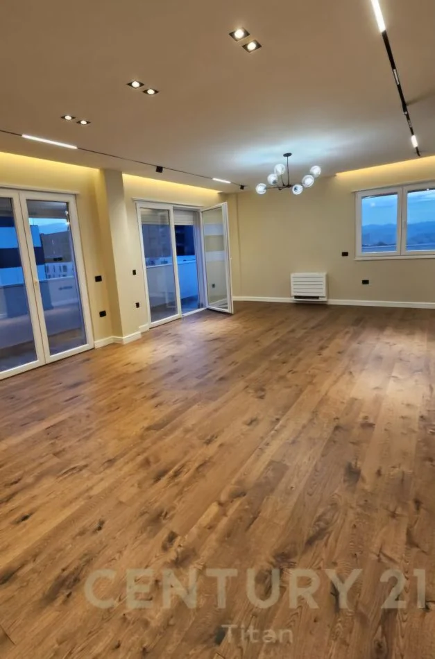 Tirane, shitet apartament 3+1 , 171 m² 390.000 € (Don Bosko)