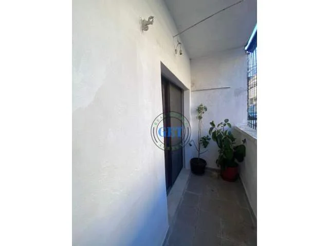 Durres, jepet me qera apartament 2+1+A+BLK Kati 1, 300 Euro (Prane Stadiumit,Durres)