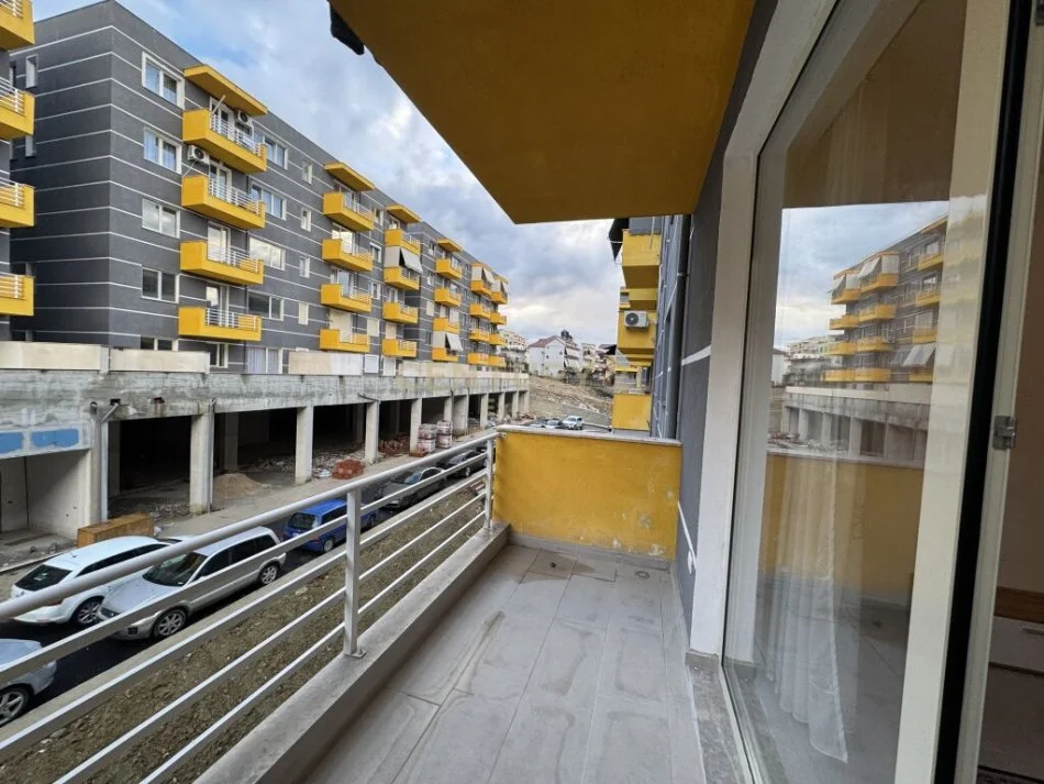 Tirane, jepet me qera apartament 2+1 Kati 4, 85 m² 400 € (Shkozë, Kompleksi Tom Doshi)