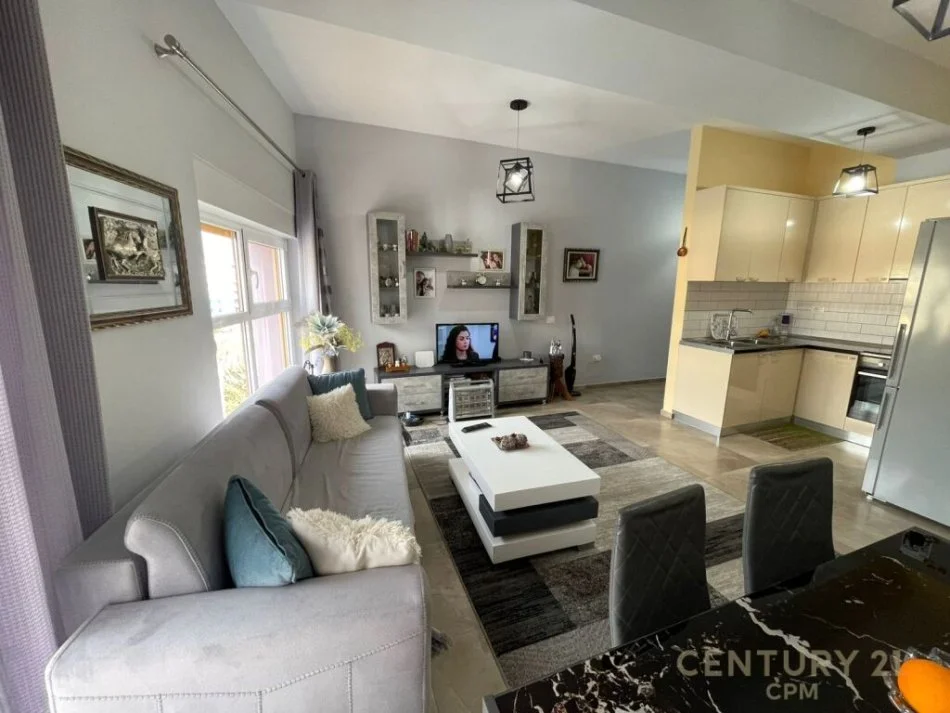 Tirane, shes apartament 1+1 Kati 7, 67 m² 112.000 € (Ali Demi)