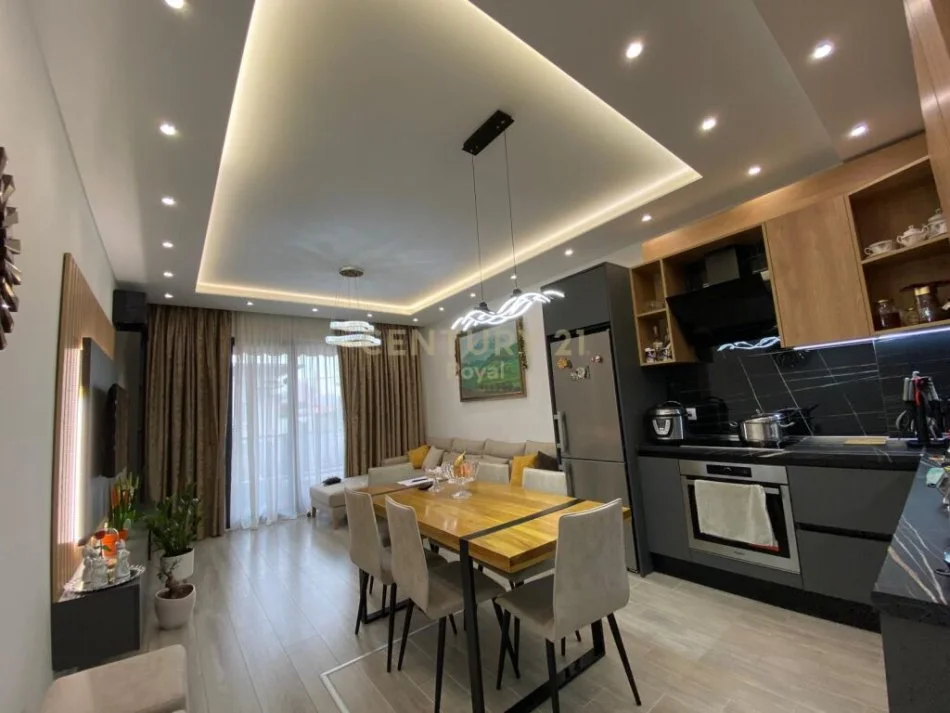 Tirane, shitet apartament 2+1+Ballkon , 102 m² 187.000 € (rruga agim prodani)