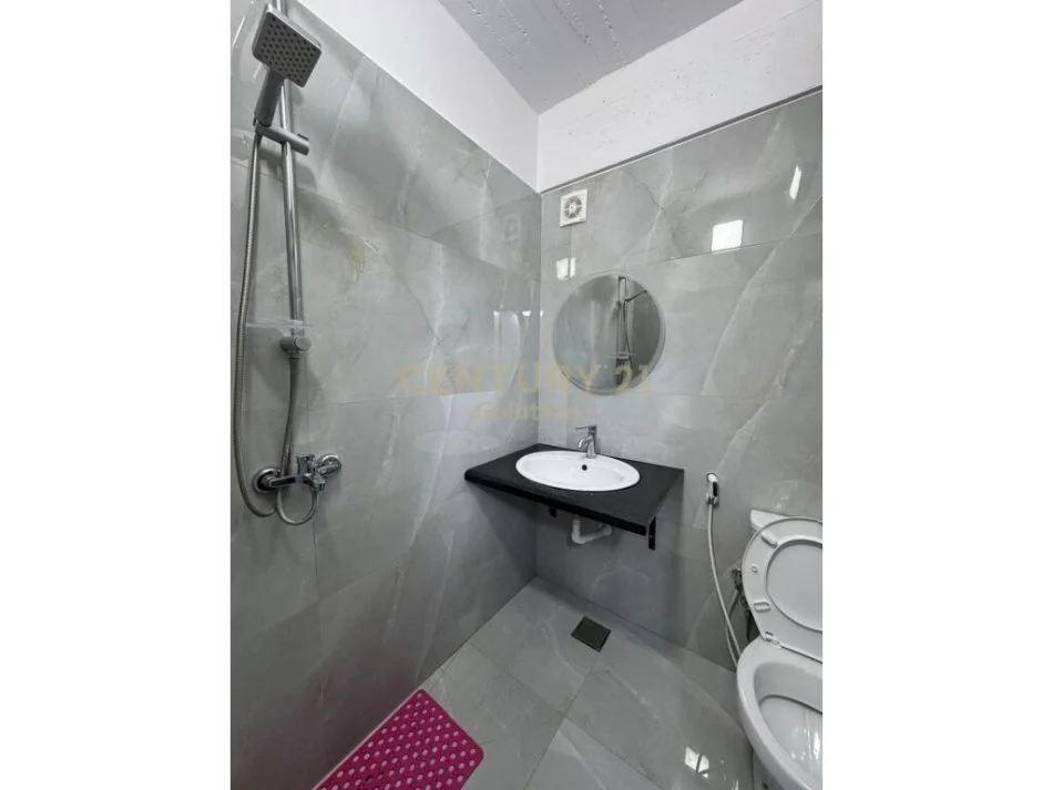 Tirane, jap me qera apartament 1+1 Kati 0, 60 m² 400 € (astiri)