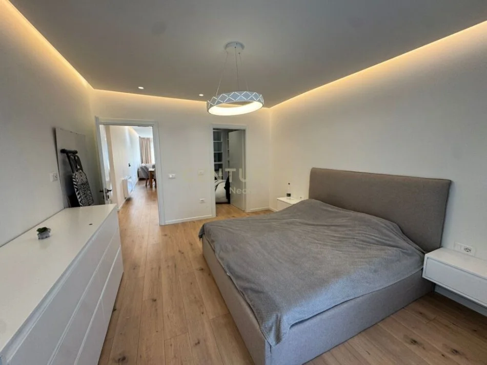 Tirane, shitet 2+1+Ballkon Kati 4, 136 m² 340.000 € (TISH DAHIA)