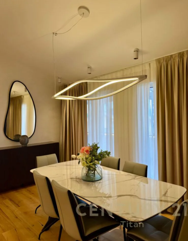 Tirane, shitet apartament+verande | Penthouse 3+1+Ballkon Kati 5, 300 m² 700.000 € (Liqeni I Thate)