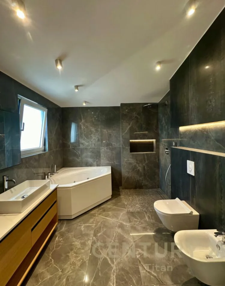 Tirane, shitet apartament+verande | Penthouse 3+1+Ballkon Kati 5, 300 m² 700.000 € (Liqeni I Thate)