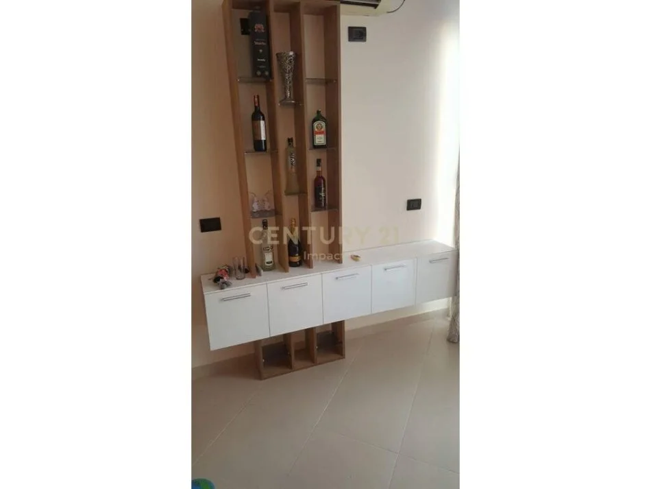 Tirane, shitet apartament+verande | Penthouse 4+1 Kati 8, 161 m² 370.000 € 