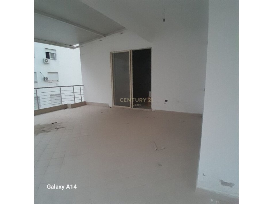 Vlore, shitet apartament , 109 m² 177.500 € 