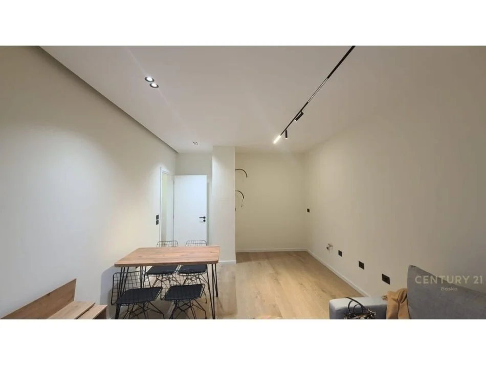 Tirane, shitet apartament 1+1 Kati 6, 63 m² 110.000 € (Astiri)