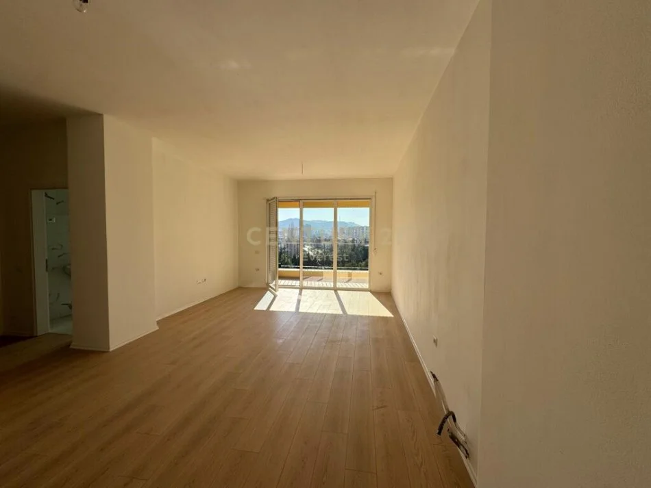 Tirane, shitet apartament Kati 5, 149 m² 230.000 € 