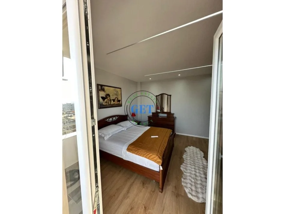 Durres, shitet apartament 3+1 Kati 7, 148 m² 200.000 € (Tregu fruta perimeve)