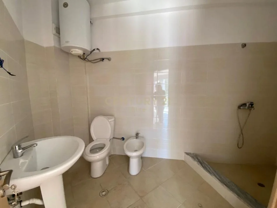 Sarande Ksamil, shitet apartament 1+1+Ballkon Kati 7, 80 m² 90.000 € (Sarande)