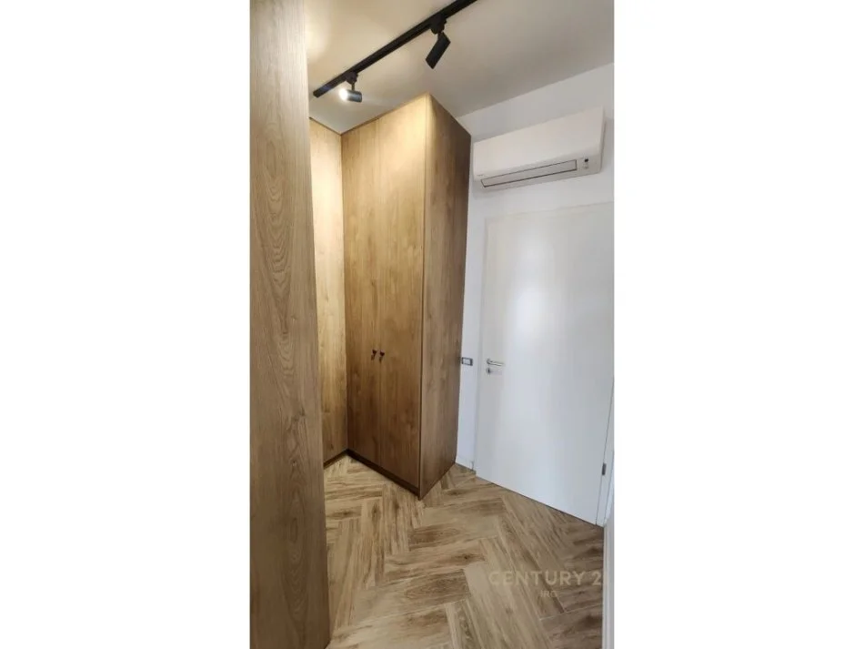 Tirane, jepet me qera apartament 1+1 Kati 6, 66 m² 550 € (Kompleksi magnet, 21 Dhjetori)