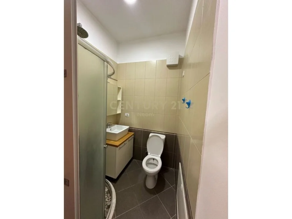 Tirane, shes 3+1 Kati 3, 114 m² 227.000 € (liqeni thate)