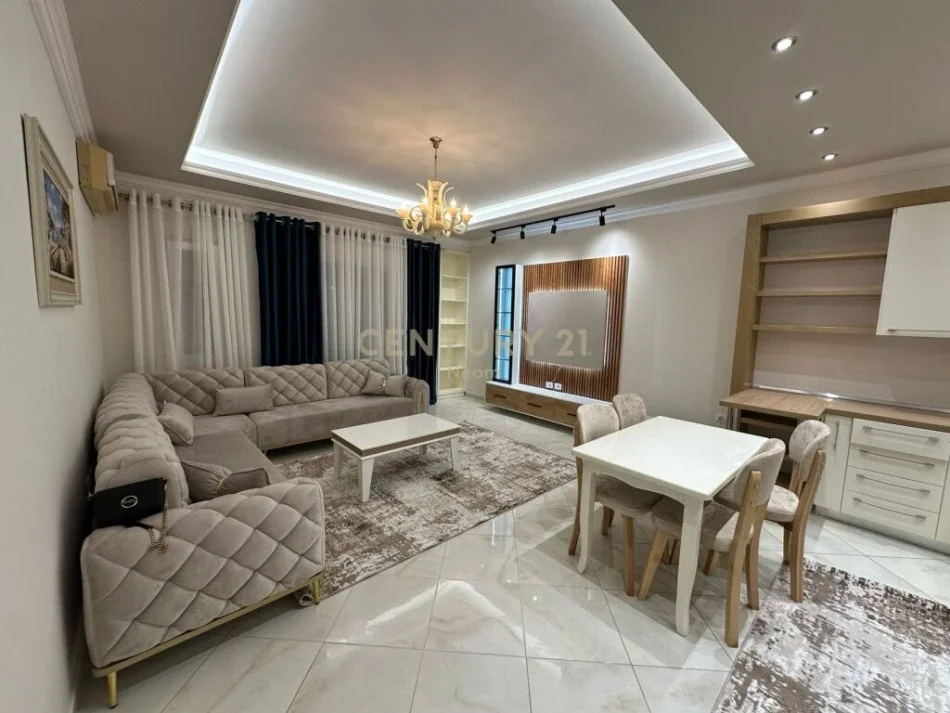 Tirane, shes 3+1 Kati 3, 114 m² 227.000 € (liqeni thate)