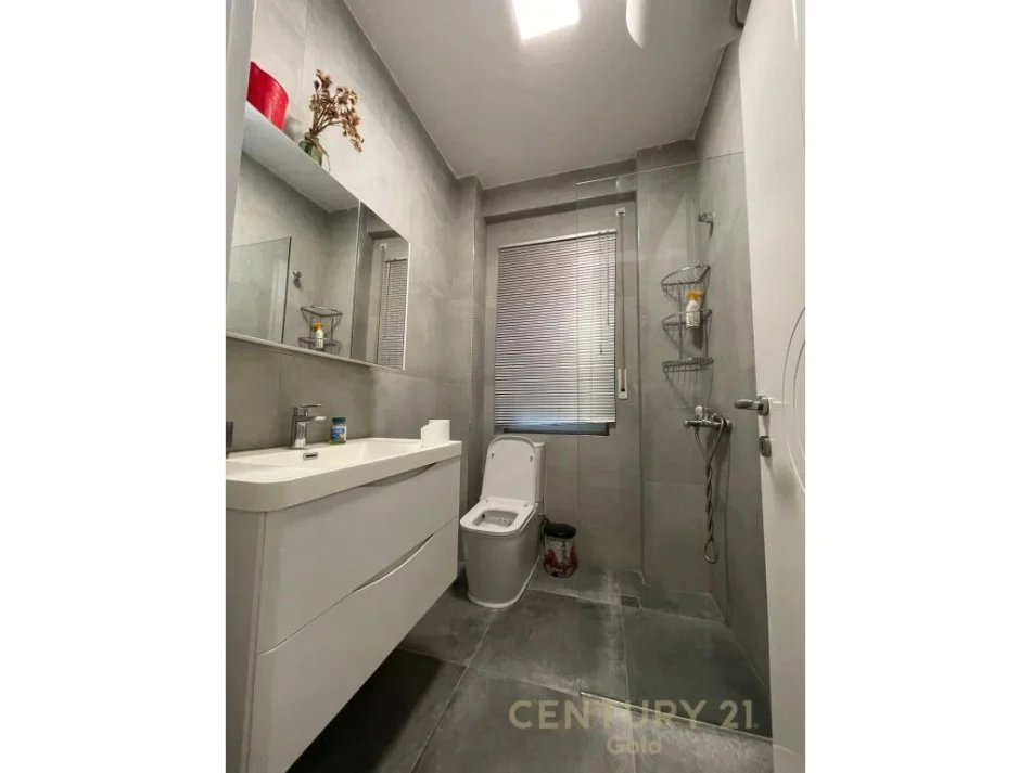 Tirane, jepet me qera apartament 1+1+Ballkon Kati 2, 60 m² 550 € (5 Maji)