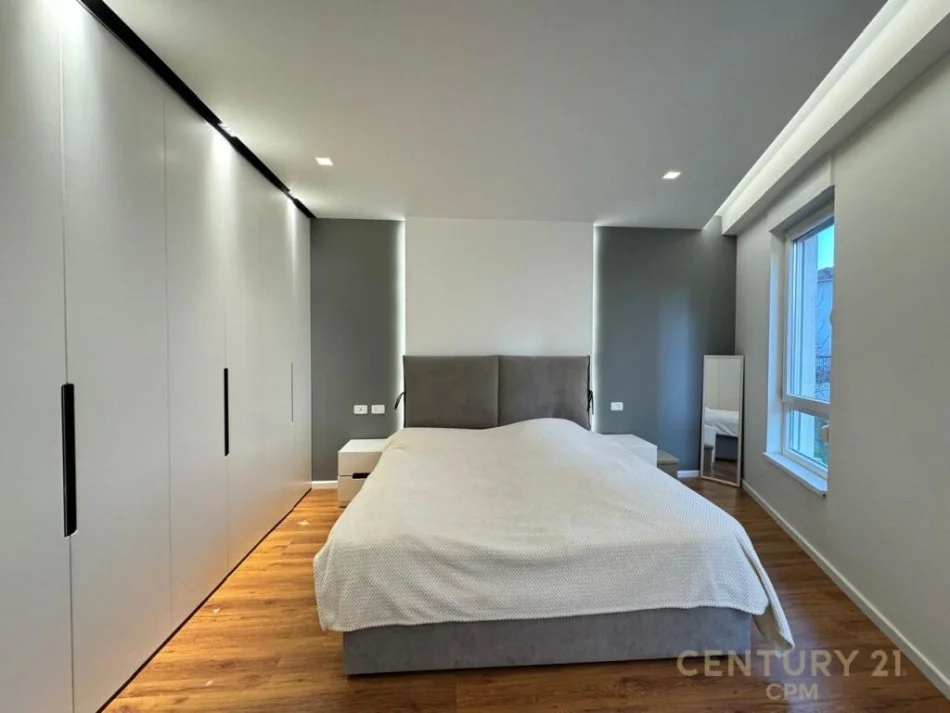 Tirane, jepet me qera apartament Kati 2, 82 m² 750 € 