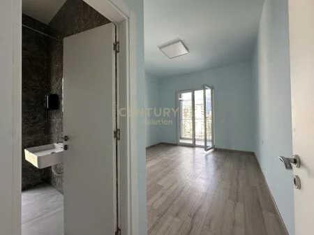 Tirane, shitet apartament 2+1+Ballkon Kati 6, 110 m² 285.000 € (rruga sali butka)