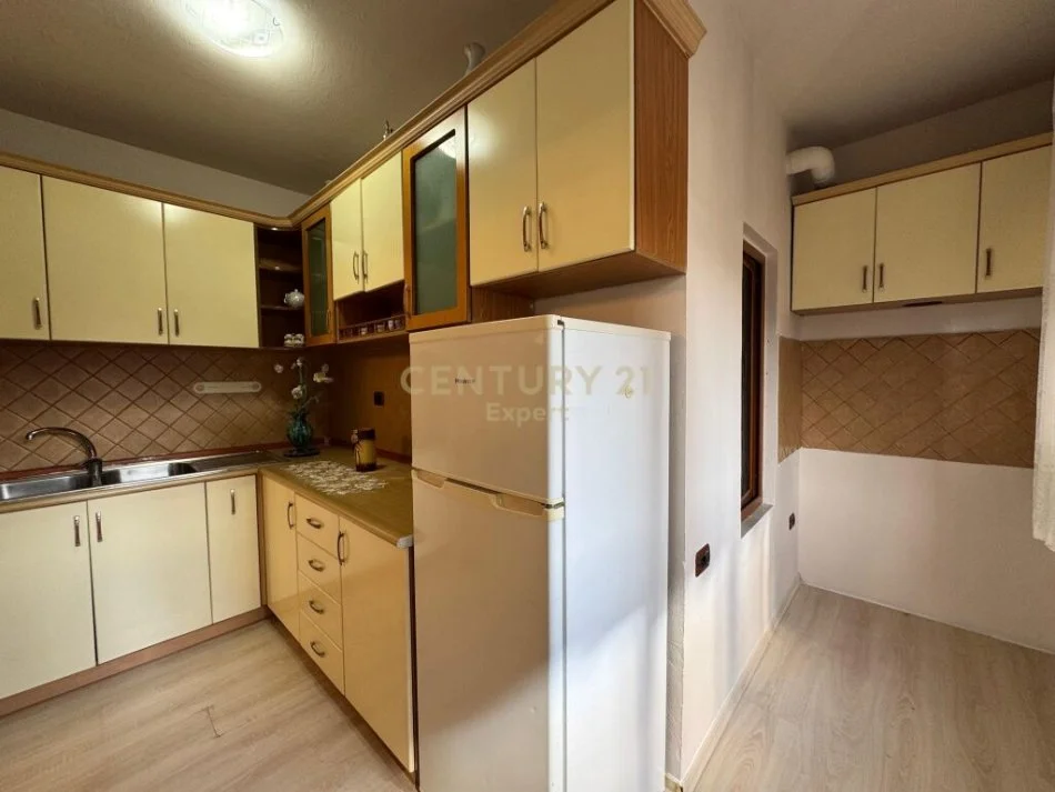 Tirane, shitet apartament 1+1 Kati 3, 59 m² 110.000 € 