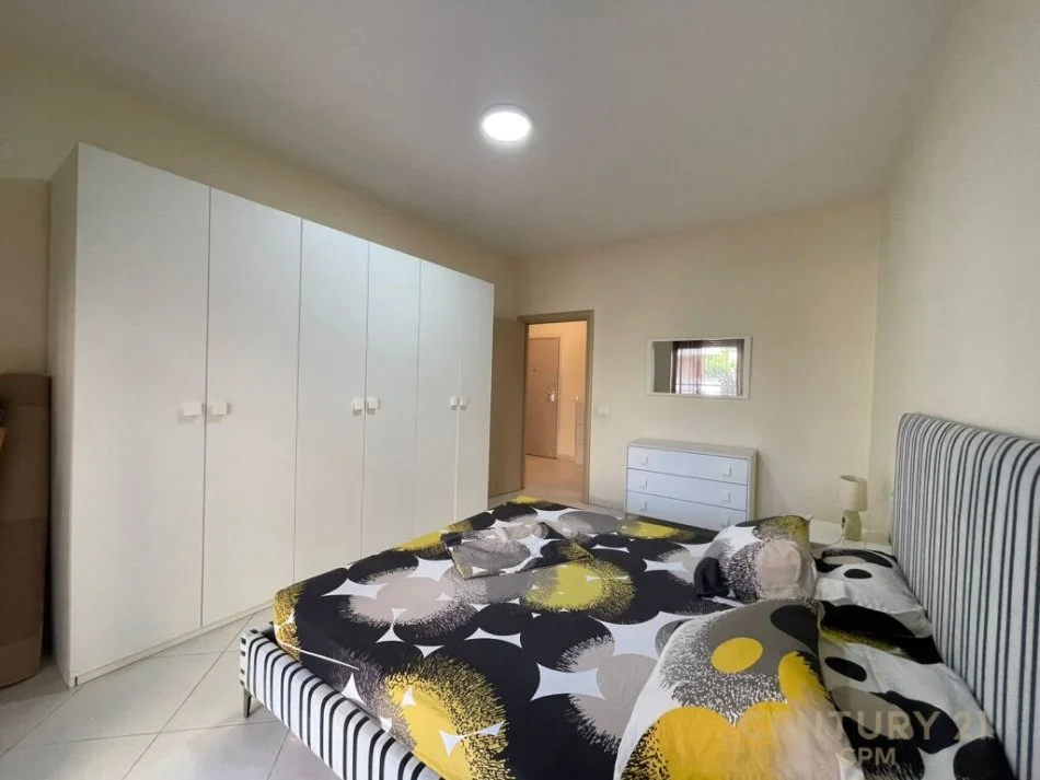 Tirane, jepet me qera 1+1 Kati 3, 70 m² 550 € (Kopshti Botanik)