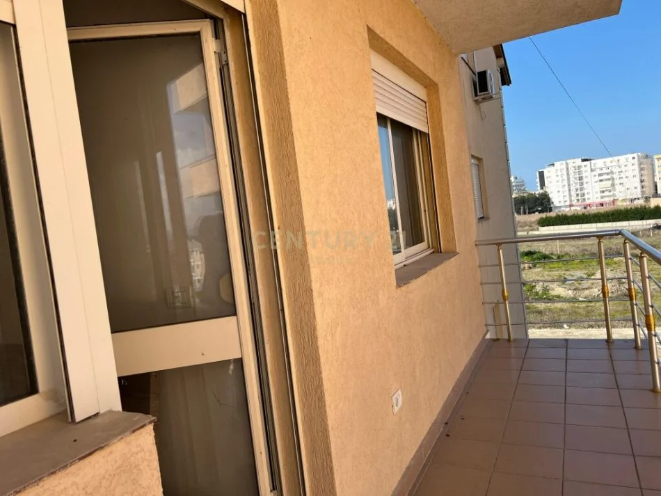 Durres, shitet apartament 2+1+Ballkon Kati 3, 80 m² 68.000 € 