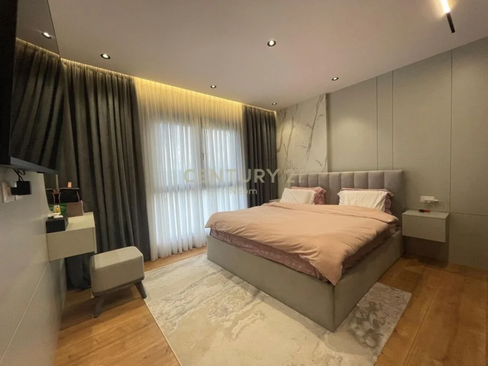Tirane, shitet apartament 2+1+Aneks+Ballkon Kati 2, 121 m² 350.000 € (Neom108789)