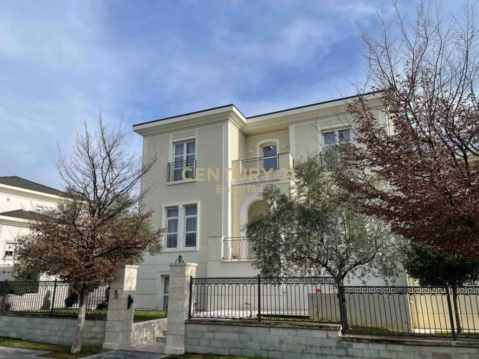 Tirane, jepet me qera Vile 3 Katshe Kati 4, 950 m² 5.000 € (Lundër)