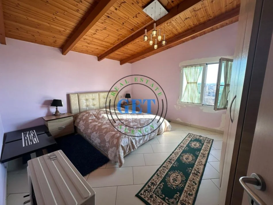 Durres, jepet me qera apartament 1+1 Kati 8, 101 m² 450 € 