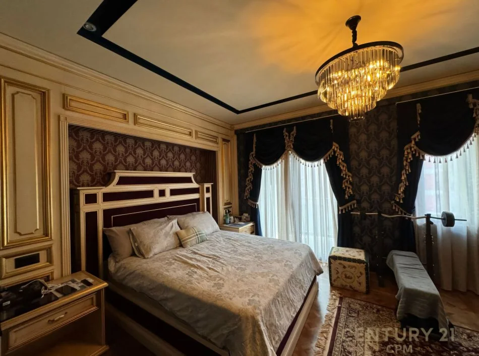 Tirane, jepet me qera apartament 2+1+Ballkon Kati 6, 140 m² 1.500 € (Komuna e Parisit)