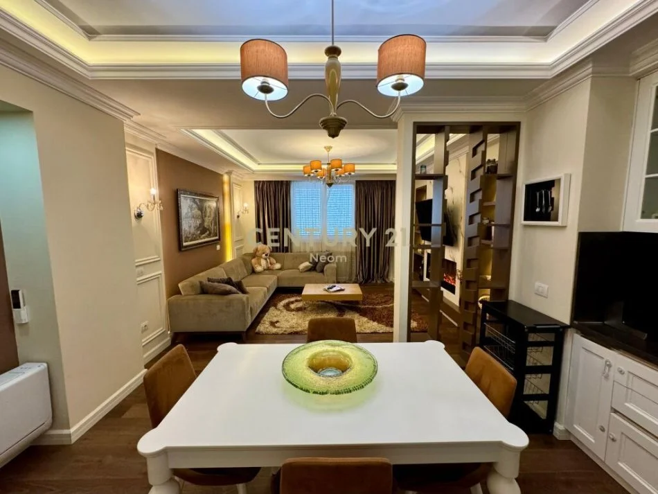 Tirane, shitet apartament 2+1+Aneks+Ballkon Kati 2, 100 m² 375.000 € (Neom106401)