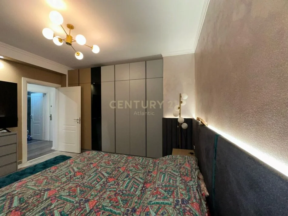 Durres, shitet apartament 1+1 Kati 9, 75 m² 130.000 € 