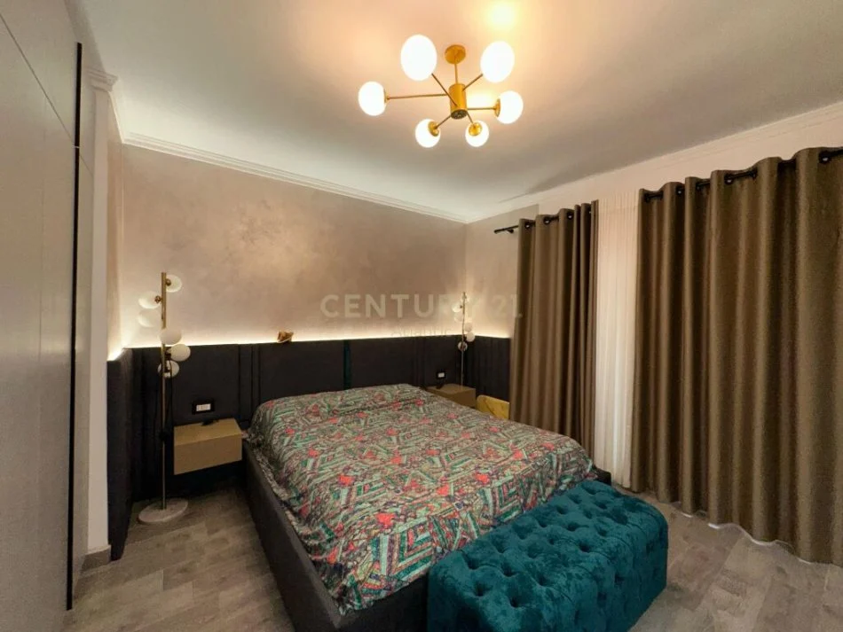 Durres, shitet apartament 1+1 Kati 9, 75 m² 130.000 € 