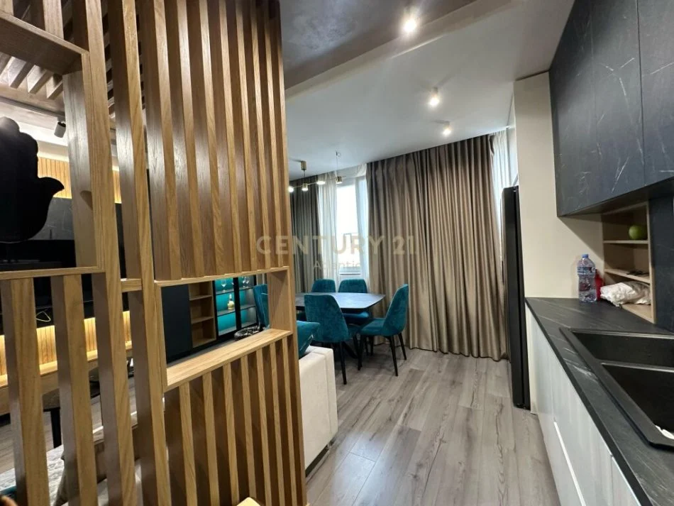 Durres, shitet apartament 1+1 Kati 9, 75 m² 130.000 € 