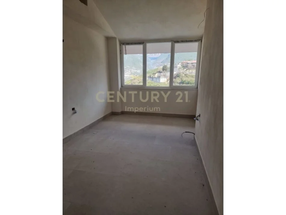 Tirane, shitet apartament 2+1 Kati 5, 120 m² 139.400 € (Fresku)