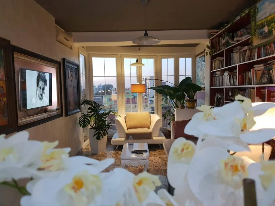 Tirane, jepet me qera apartament 2+1 Kati 4, 90 m² 600 € (Rruga Bardhyl)