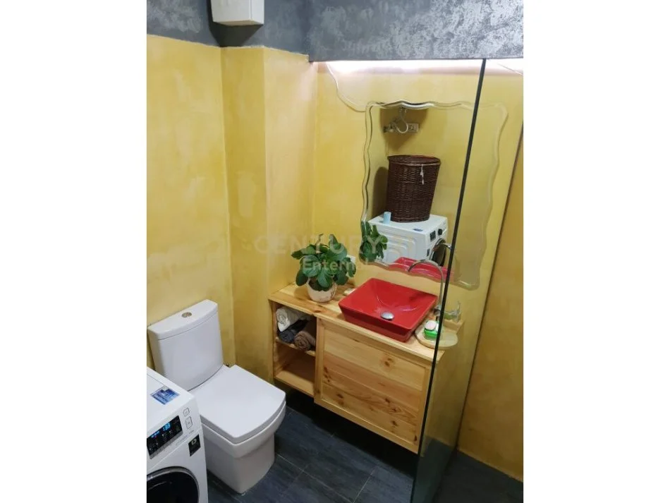 Tirane, jepet me qera apartament 2+1 Kati 4, 90 m² 600 € (Rruga Bardhyl)