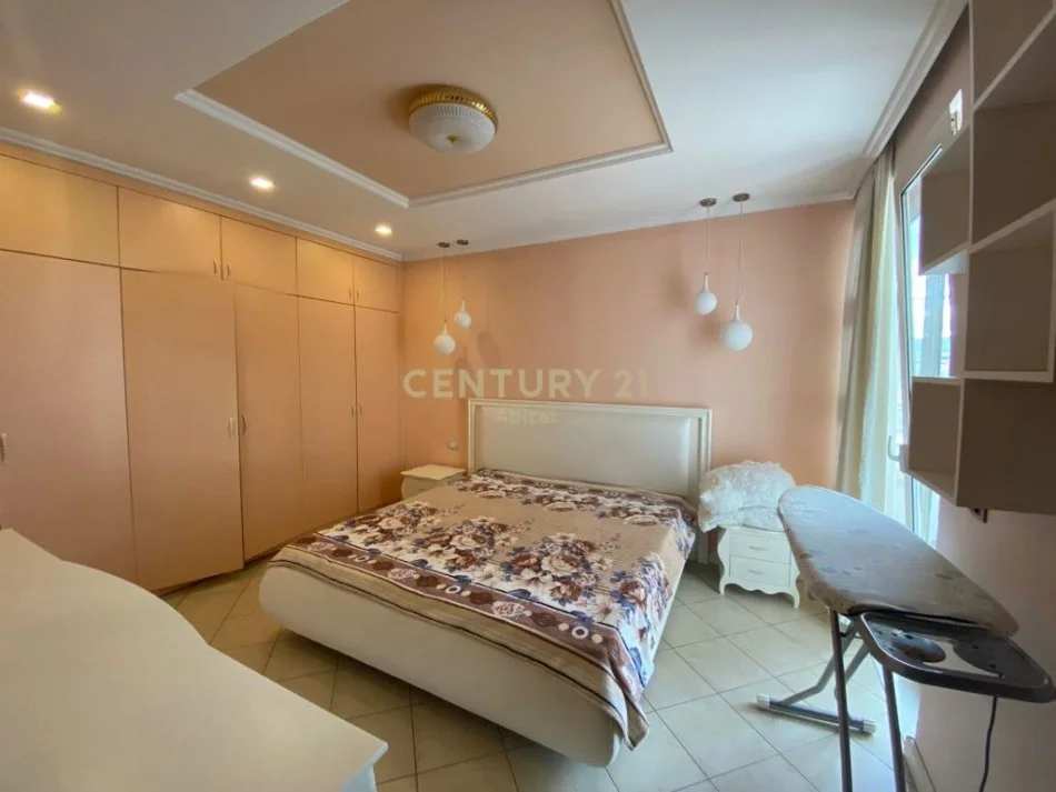 Tirane, jepet me qera apartament 2+1 Kati 9, 105 m² 700 € (21 Djetori)