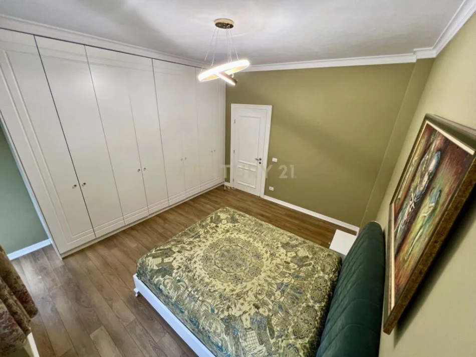 Tirane, jap me qera apartament 2+1 Kati 3, 110 m² 800 € (liqeni thate)
