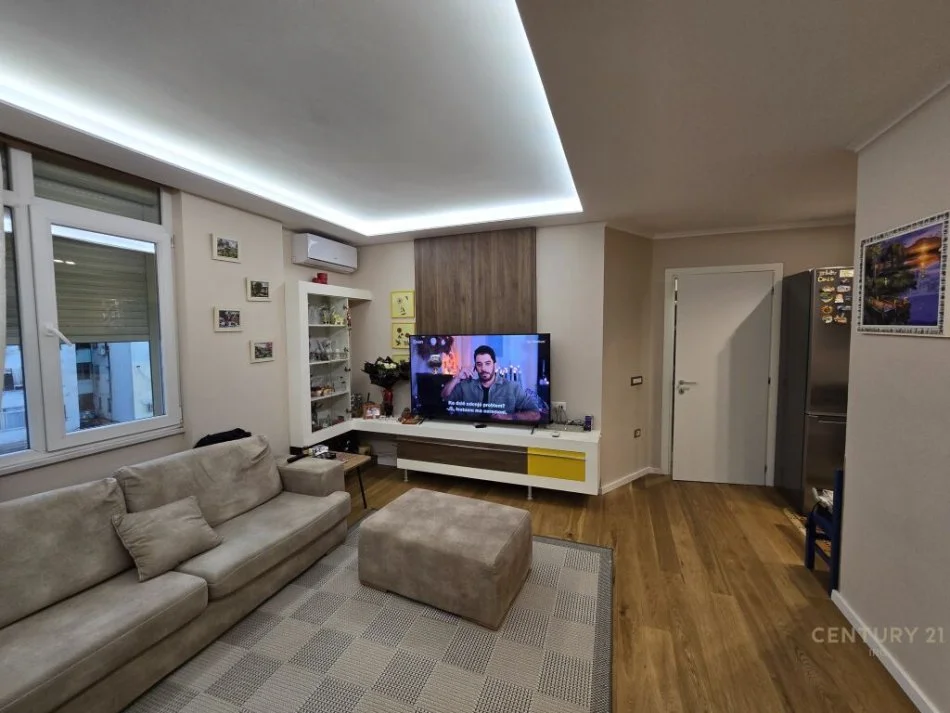 Tirane, shitet apartament Kati 4, 105 m² 210.000 € 