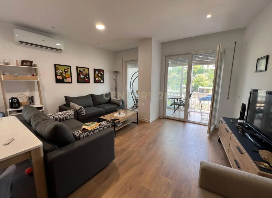 Tirane, shitet apartament 1+1+Ballkon Kati 7, 65 m² 90.000 € (Astiri)