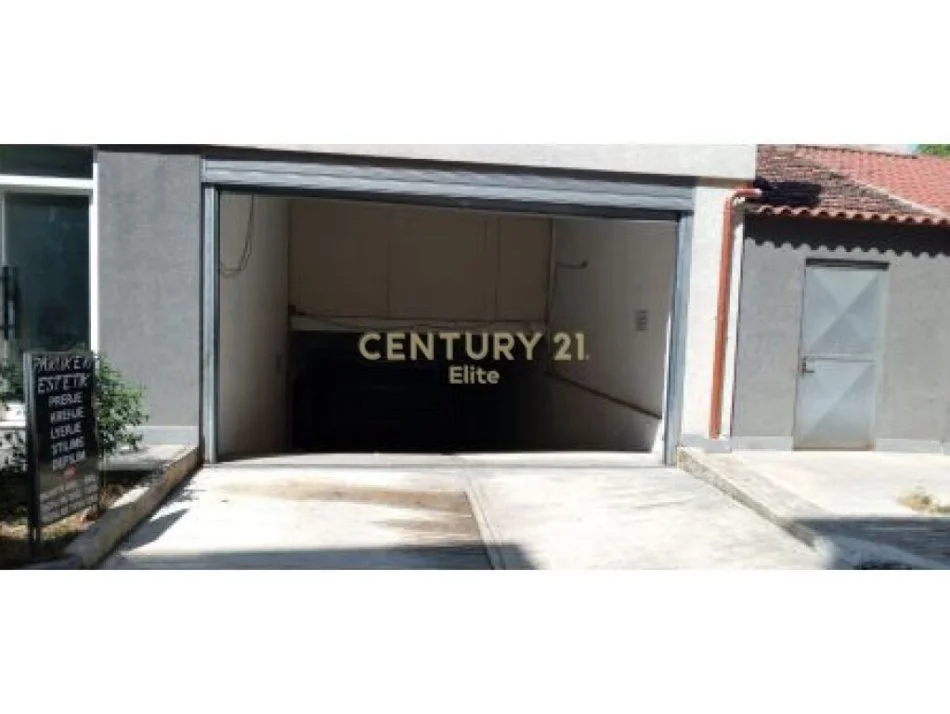 Tirane, shitet garazh, Kati -1, 20 m² 31.500 € (Sulejman Delvina)